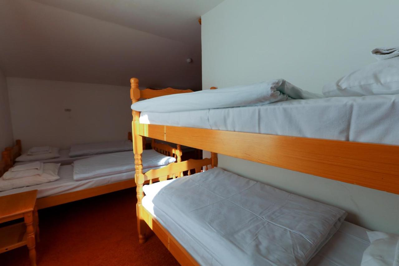 Hotel Sumarska Kuca Ognjiste à Jahorina Extérieur photo
